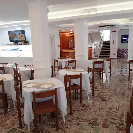 Otel Mira Rimini