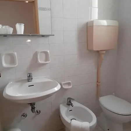 Hotel Mira