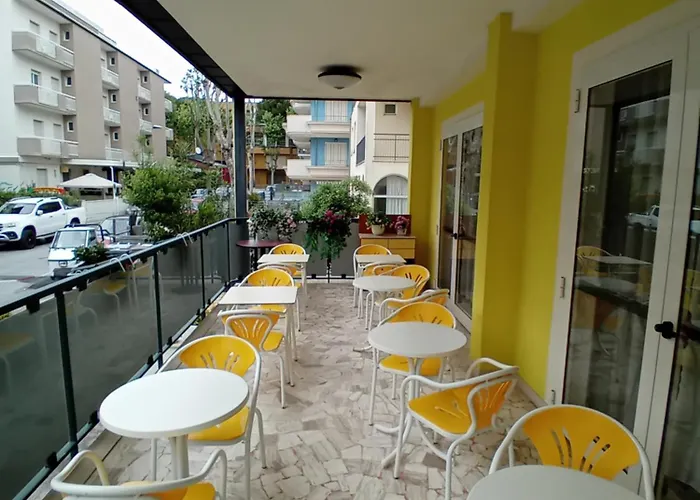 Mira Otel 2*