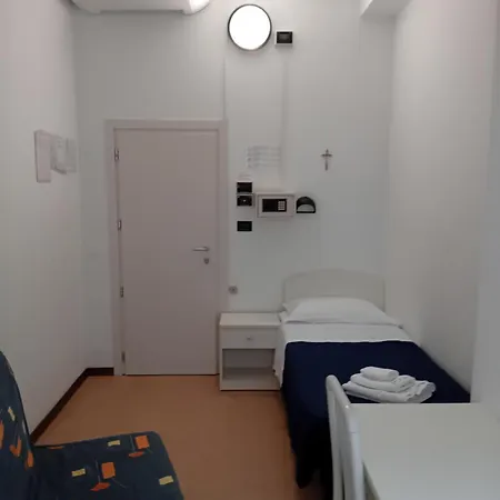 Hotel Mira
