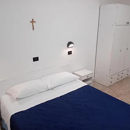 Mira Hotel
