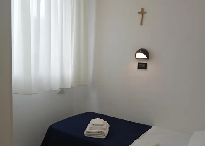 Mira 2* רימיני