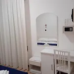 Mira Hotel 2*